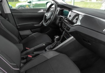 Volkswagen Taigo 1.0 TSI 110KM 2023 Volkswagen Taigo 1.0 TSI 110KM DSG STYLE Kamera Cofania Fotele podgrzewane, zdjęcie 9