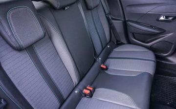 Peugeot 208 II Hatchback 1.2 PureTech 102KM 2023 Peugeot 208 208 Allure 1,2 100 KM 1.2 Benzyna 101KM, zdjęcie 14