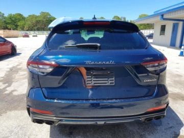 Maserati Levante 2024 Maserati Levante Modena S 2024 3.8 Benzyna 580KM, zdjęcie 2