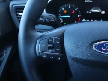 Ford Focus IV Hatchback 1.5 EcoBlue 120KM 2021 Ford Focus 1.5 EcoBlue, Salon Polska, zdjęcie 14