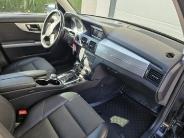 Mercedes GLK Off-roader 2.1 220 CDI BlueEFFICIENCY 170KM 2010 Mercedes GLK 220 niski przebieg / ładny stan, zdjęcie 12