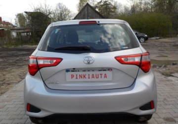 Toyota Yaris III Hatchback 5d Facelifting 2017 1.0 VVT-i 72KM 2019 Toyota Yaris Okazja Benzyna 72KM, zdjęcie 14