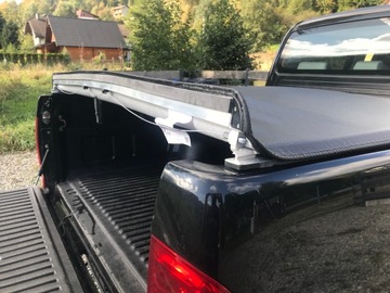 Установка короба рольставни на бокс Toyota Hilux 05-15