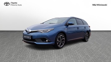 Toyota Auris II Touring Sports Facelifting 1.8 Hybrid 136KM 2016 Toyota Auris II (2012-)