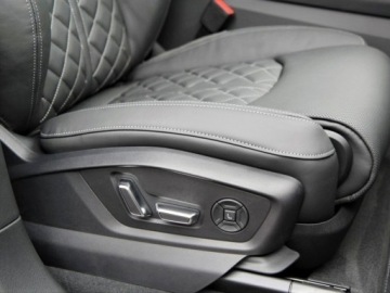 Audi Q7 II 2026 AUDI Q7 55 TFSI e quattro S Line Suv 3.0 (394KM) 2026, zdjęcie 16