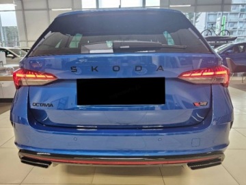 Skoda Octavia IV 2026 SKODA Octavia RS 2.0 TSI DSG Combi 265KM 2026, zdjęcie 4