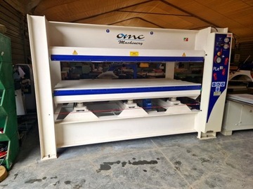 Prasa półkowa na gorąco do drewna OMC,