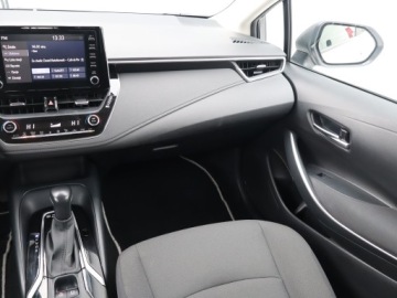 Toyota Corolla XII Sedan 1.8 Hybrid 122KM 2021 Toyota Corolla 1.8 Hybrid, Salon Polska, zdjęcie 7