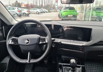 Opel 2022 Opel Astra Bogata wersja z najoszczedniejszym silnikiem benzynowym. 1.2, zdjęcie 14