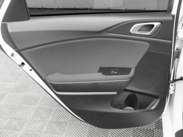 Kia Ceed III Kombi Facelifting 1.0 T-GDI 120KM 2022 Kia Cee'd WD0977U#1.0 T-GDI M K.cofania 2 stref, zdjęcie 22