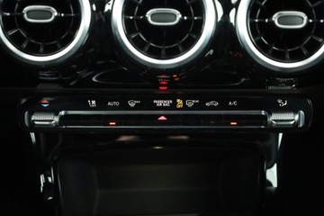 Mercedes Klasa A W177/V177 Hatchback 1.5 160d 95KM 2019 Mercedes A A 160 d, Salon Polska, Serwis ASO, zdjęcie 15