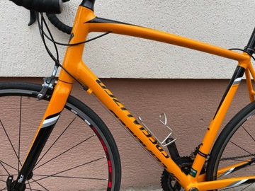 Специализированный шоссейный велосипед Allez, Shimano Tiagra.