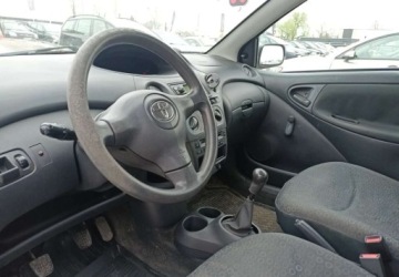 Toyota Yaris I 1.3 i 16V 86KM 2003 Toyota Yaris Toyota Yaris 1.3 Benzyna 87KM, zdjęcie 7