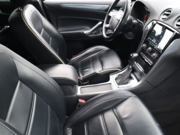 Ford Mondeo IV Kombi 2.2 Duratorq TDCi DPF 200KM 2013 Ford Mondeo 2.2 TDCi, Salon Polska, 197 KM, zdjęcie 8