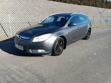 Opel Insignia I Sports Tourer 2.0 CDTI ECOTEC 160KM 2011 Opel Insignia 2.0CDTI 160km 11r