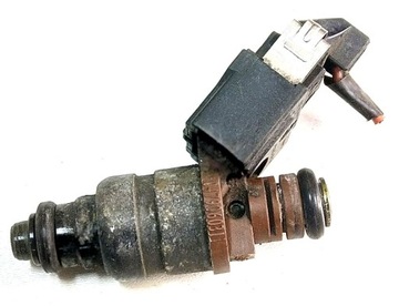WTRYSKIWACZ PALIWA SKODA FELICIA 1.3 MPI 047906031