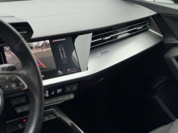 Audi A3 8Y Sportback 1.5 35 TFSI 150KM 2023 Audi A3 Sportback Tempomat , Kamera Cofania , Smartphone Interfejs 1.5, zdjęcie 9