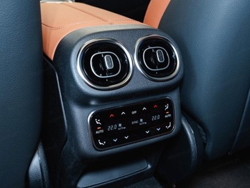 Mercedes GLC C254/X254 Coupe 2.0 300 258KM 2025 GLC Coupe 300 4-Matic AMG Line 2.0 (258KM) 2025, zdjęcie 9