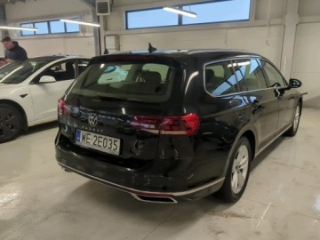 Volkswagen Passat B8 Variant Facelifting 2.0 TDI SCR 200KM 2020 Volkswagen Passat Volkswagen Passat 2.0 TDI 190 KM, zdjęcie 1