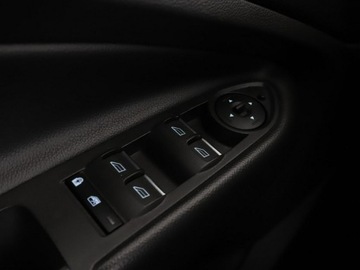 Ford Kuga II SUV Facelifting 1.5 EcoBoost 176KM 2018 Ford Kuga GRATIS! Pakiet Serwisowy o wartości 700, zdjęcie 30