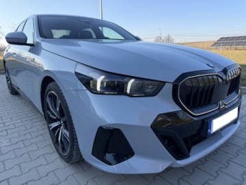 BMW Seria 5 G90-91 2023 BMW 520d xDrive M Sport PRO | Polski Salon | Gwarancja | FAKTURA VAT 23%, zdjęcie 4