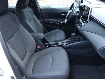 Toyota Corolla XII Sedan Facelifting 1.5 VVT-i 125KM 2023 Toyota Corolla 1.5 VVT-i, Salon Polska, zdjęcie 8