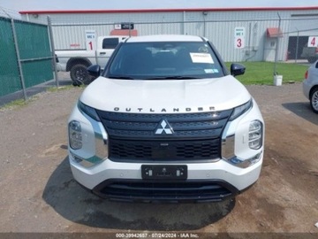 Mitsubishi Outlander III 2024 Mitsubishi Outlander 2024r., 4x4, 2.5L 2.5 Benzyna 181KM, zdjęcie 6