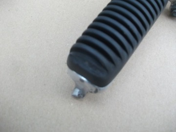 YAMAHA XJR 1200 КОМПЛЕКТ ПОДНОГИ ВОДИТЕЛЯ ПРАВЫЙ