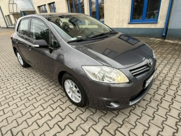 Toyota Auris I Hatchback 5d Facelifting 1.4 D-4D 90KM 2012 Toyota Auris 1.4D-4D Lift 2012r Klimatyzacja, zdjęcie 2