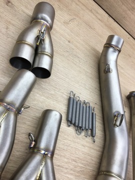 АДАПТЕР ВЫПУСКНОГО ПАТРУБКА MOTOR SPORT ДЛЯ KAWASAKI МОДЕЛИ Z800 DECAT AKRA