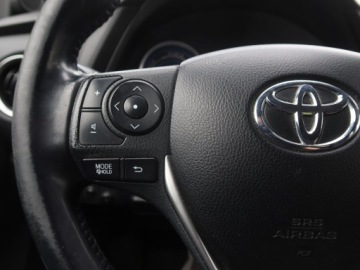 Toyota Auris II Touring Sports Hybrid 135 136KM 2014 Toyota Auris Hybrid, Salon Polska, Automat, Klima, zdjęcie 15
