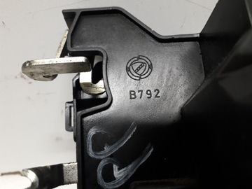 FIAT DOBLO 1 I 00-10 ZÁMEK DVEŘE PRAVÝ PŘEDNÍ 6-PIN B792
