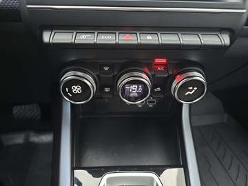 Renault Arkana SUV 1.3 TCe 140KM 2021 Renault Arkana 1.3 TCe mHEV Zen EDC, zdjęcie 21