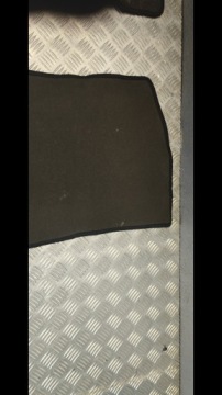 MERCEDES W205 ПЕРЕДНИЕ НАПОЛЬНЫЕ КОВРИКИ ЛЕВЫЙ ПРАВЫЙ AMG