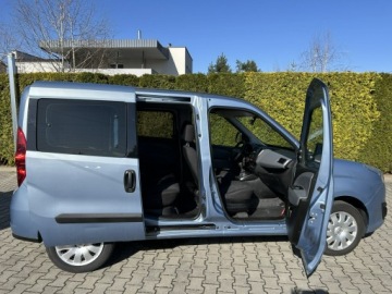 Opel Combo D Tour 1.4 95KM 2014 Opel Combo 1.4i 2Fast bardzo zadbany,serwisowany, zdjęcie 5