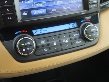 Toyota RAV4 IV MPV Facelifting 2.5 Hybrid 197KM 2016 Toyota RAV 4 2.5 Hybrid, Salon Polska, Serwis ASO, zdjęcie 11