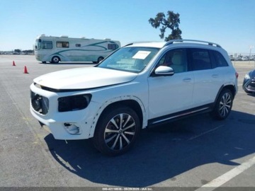 Mercedes GLB 2021 Mercedes-Benz GLB 250 2021 2.0l 2.0 Benzyna 221KM, zdjęcie 1