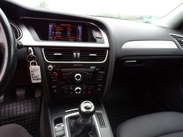 Audi A4 B8 Avant Facelifting 2.0 TDI 143KM 2012 AUDI A4 KOMBI 2.0 TDI 143 KM Z NIEMIEC ZAREJESTROWANA ZAMIANA, zdjęcie 21