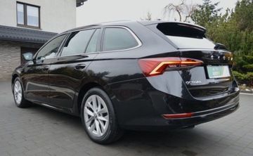 Skoda Octavia IV Kombi 2.0 TDI 150KM 2021 Skoda Octavia 2,0 TDI FULL LED Virtual Nawigacja Alkantara Sport line 2.0, zdjęcie 4