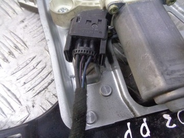 MECHANIZMUS OKNO MERCEDES-BENZ OE A2118201742