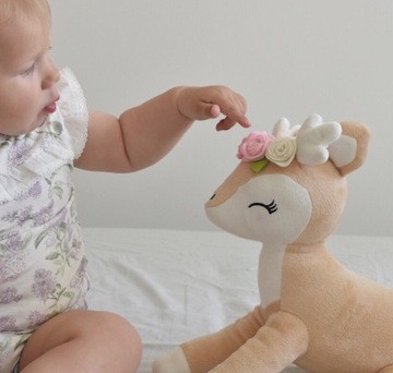 Плюшевый олень с цветами - большой - Мелоотка