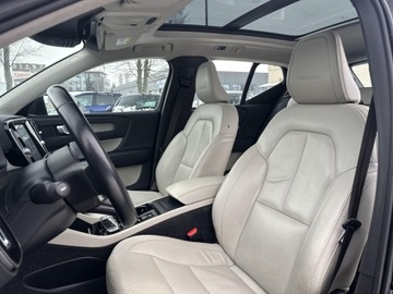Volvo XC40 Crossover 2.0 D3 150KM 2019 Volvo XC 40 D3 2.0d 150KM Inscription / Hak Kamera, zdjęcie 10