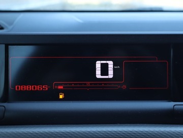 Citroen C4 Cactus Crossover 1.2 PureTech 110KM 2016 Citroen C4 Cactus 1.2 PureTech, Salon Polska, zdjęcie 10