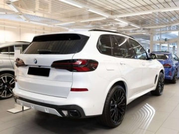 BMW X5 G05 SUV Facelifting 3.0 40i 381KM 2026 BMW X5 xDrive40i Sport Suv 3.0 (381KM) 2026, zdjęcie 1