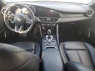 Alfa Romeo Giulia II Sedan Facelifting 2.0 Turbo 280KM 2022 Alfa Romeo Giulia 2022 2.0l 2.0 Benzyna 280KM, zdjęcie 8