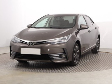 Toyota Corolla XI Sedan Facelifting 1,6 Valvematic 132KM 2018 Toyota Corolla 1.6 Valvematic, Salon Polska, zdjęcie 1