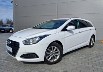 Hyundai i40 Kombi Facelifting 1.7 CRDi 141KM 2018 Hyundai i40 Bezwypadekserwis aso1wlascicielz NiemiecPREMIUMjak nowy
