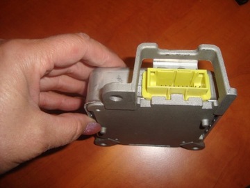 CORVETTE C5 MODUL ŘÍZENÍ AIR NÁDRŽ 1997 1998