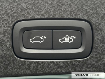 Volvo V60 II  Cross Country Facelifting 2.0 B4 197KM 2023 Volvo V60 Cross Country FV23% Plus B4D AWD LED Tem, zdjęcie 30