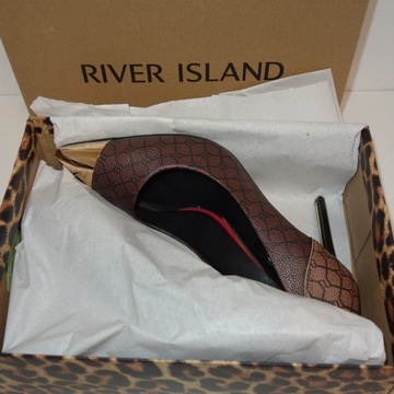 River Island czółenka na obcasie R.40 RI67N